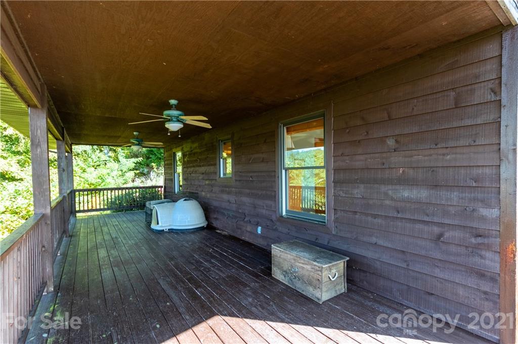176 Owl View Road Bryson City, NC 28713 - Photo 7 of 41 Gallery Image 7