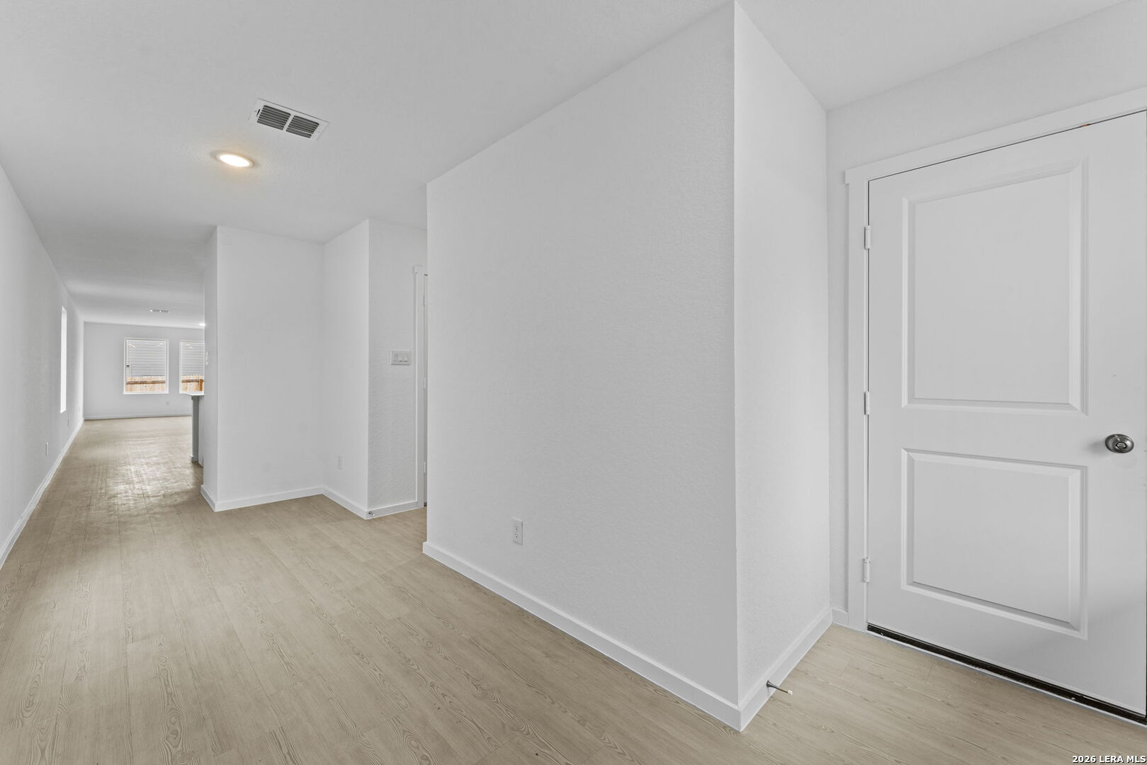 2060 Powell Place Converse, TX 78109 - Photo 2 of 25