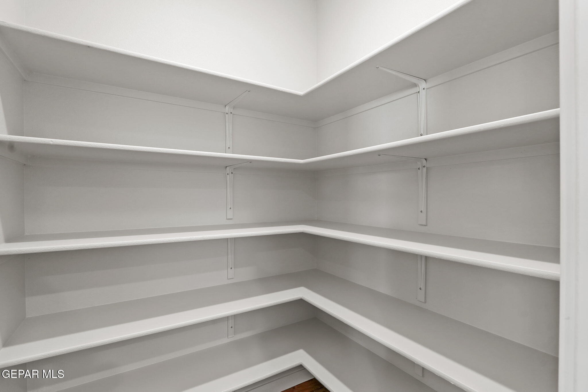 8424 Fish Place Vinton, TX 79821 - Photo 12 of 28 9-web-or-mls-IMG_0057