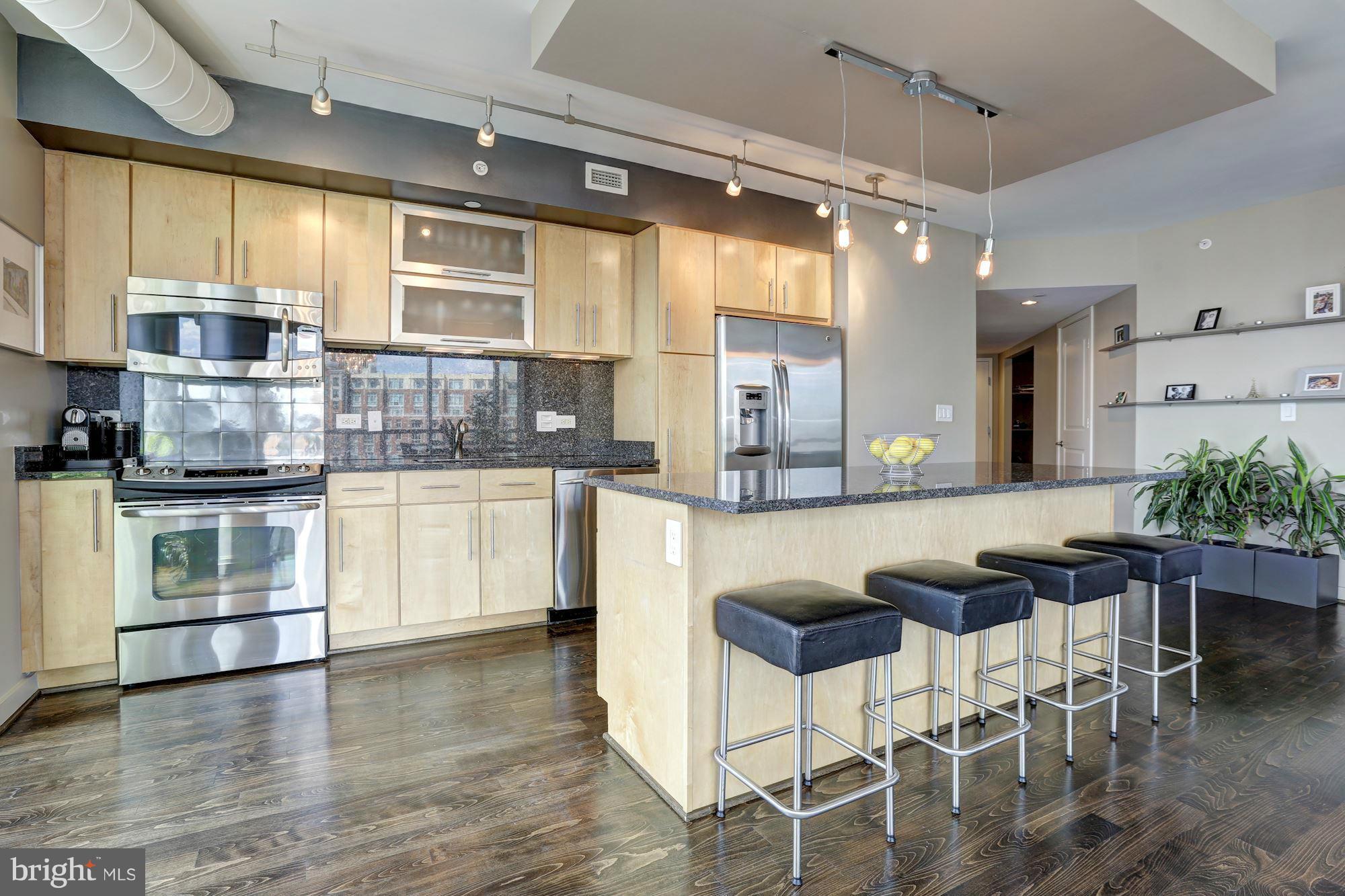 1025 First Street Southeast, Unit 1013 Washington, DC 20003 - Photo 5 of 26 Kitchen