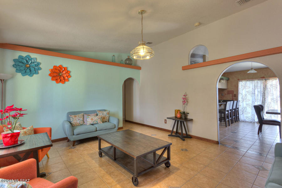 1088 Tia Court Rio Rico, AZ 85648 - Photo 2 of 25