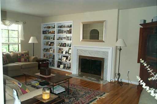 323 Edgewood Road Forest Hills, PA 15221 - Photo 2 of 8 Other.