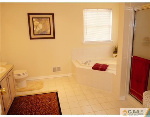 2 Lexington Road Monmouth Junction, NJ 08852 - Photo 16 of 20 Gallery Image 16