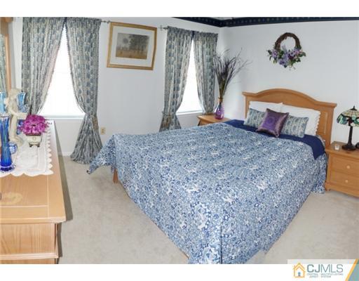 2 Lexington Road Monmouth Junction, NJ 08852 - Photo 17 of 20 Gallery Image 17