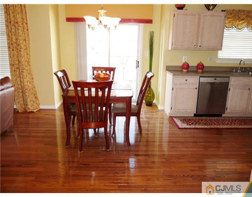 2 Lexington Road Monmouth Junction, NJ 08852 - Photo 9 of 20 Gallery Image 9