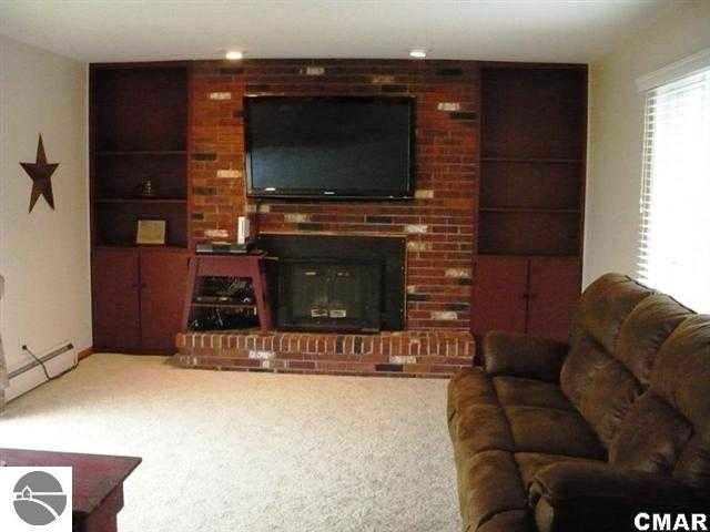 11611 North Barry Road Wheeler, MI 48662 - Photo 13 of 13 1770613-12.JPG