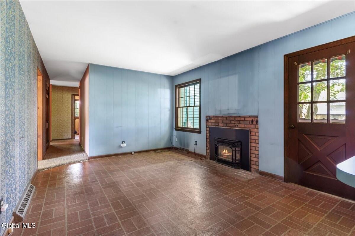 66 Pheasant Ridge Drive Colonie, NY 12211 - Photo 13 of 30 Family Room