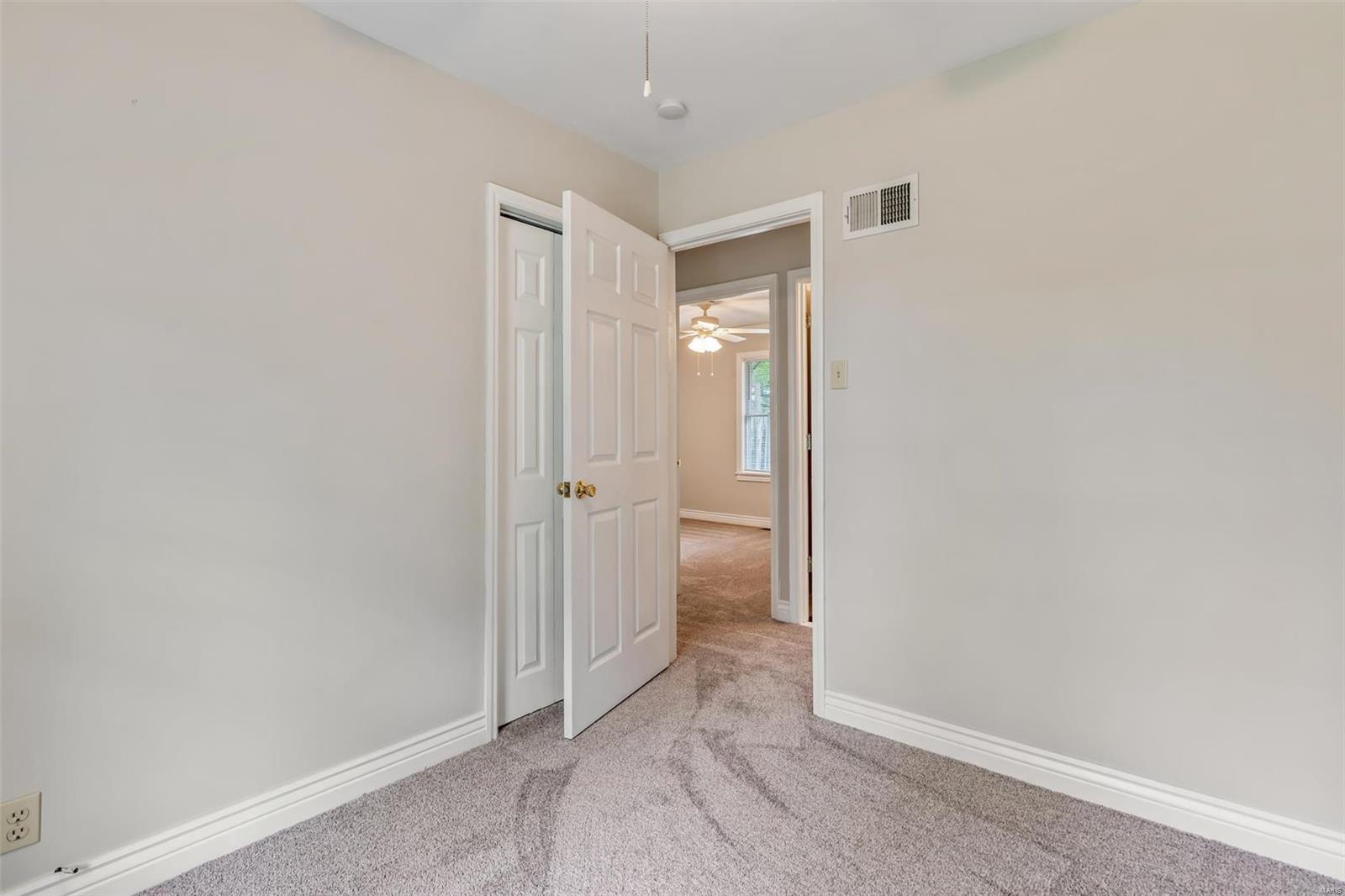 783 Rojean Drive Ellisville, MO 63021 - Photo 17 of 40 Gallery Image 17