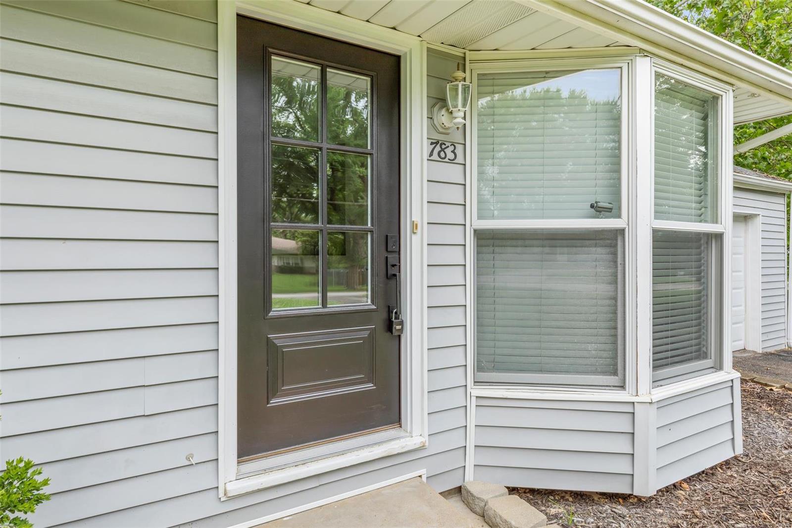 783 Rojean Drive Ellisville, MO 63021 - Photo 4 of 40 Gallery Image 4