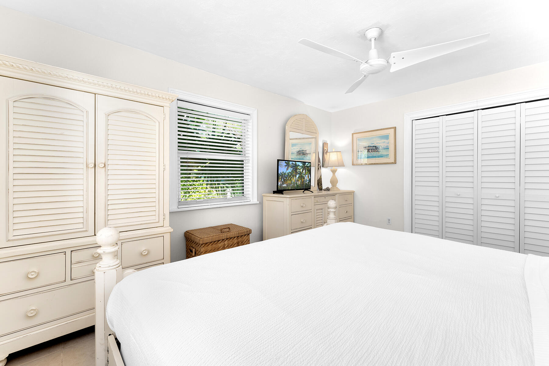 65620 Overseas Highway Long Key, FL 33001 - Photo 47 of 65 a bedroom with a large bed and a window