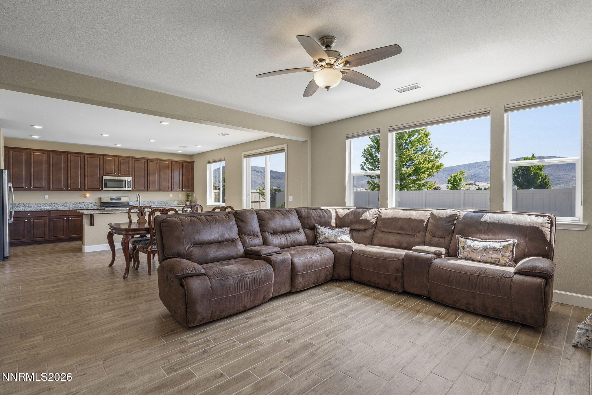 10210 Rollins Drive Reno, NV 89521 - Photo 21 of 53 19-web-or-mls-_DSC2022