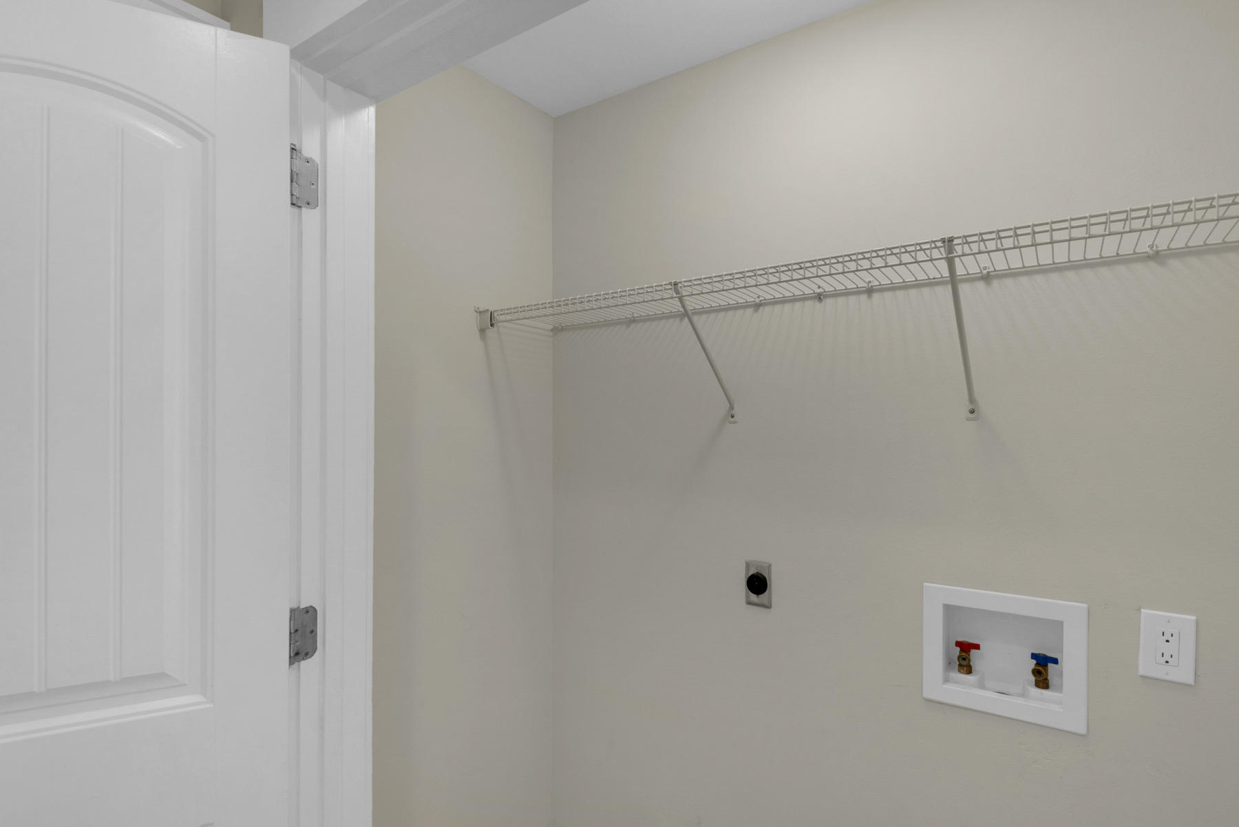 7 Seaspring Cove Santa Rosa Beach, FL 32459 - Photo 45 of 46 a bathroom with a shower