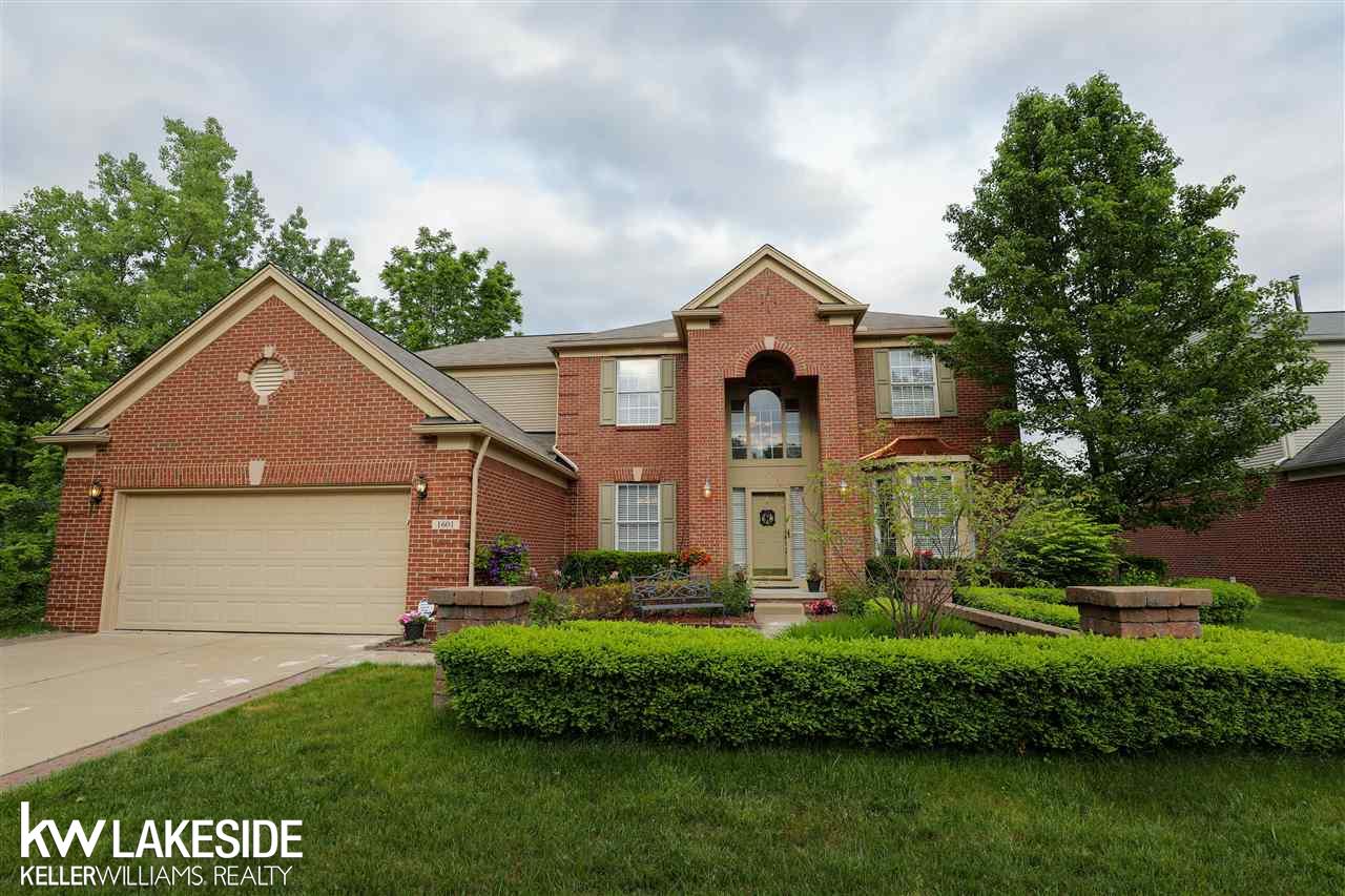 1601 Blushing Drive Rochester, MI 48307 - Photo 1 of 46 31384671.JPG