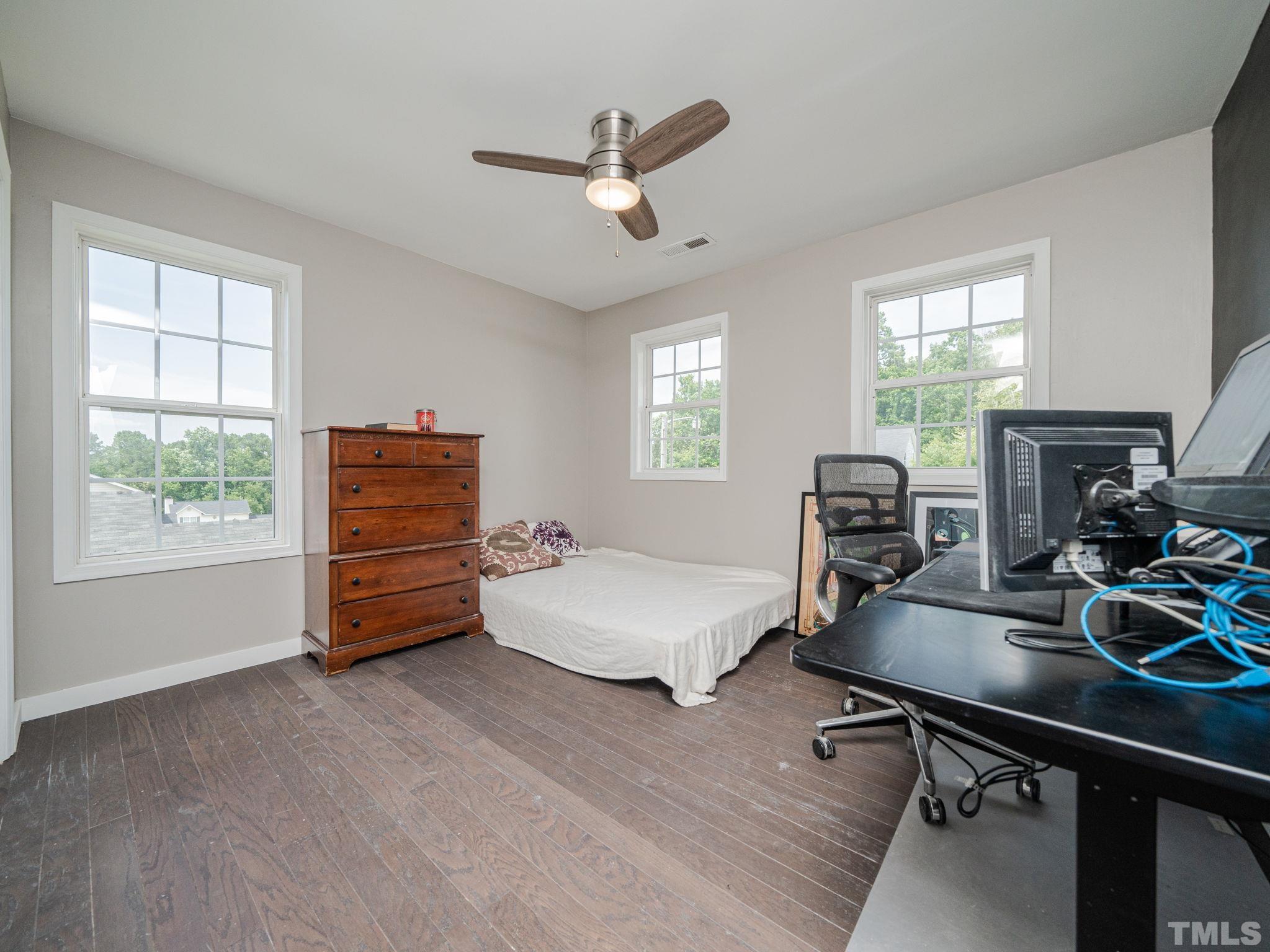 5712 Panhill Way Raleigh, NC 27604 - Photo 25 of 35 Gallery Image 25