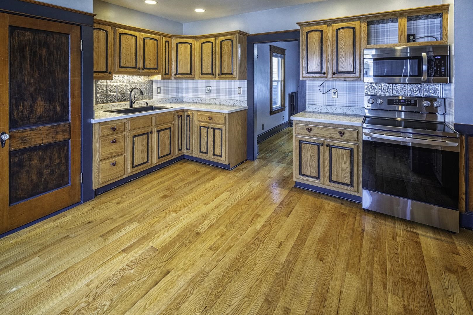 20 Dewey Street Rochester, NH 03867 - Photo 7 of 41