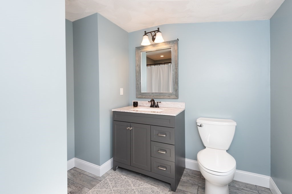 4 Rose Circle Peabody, MA 01960 - Photo 15 of 34