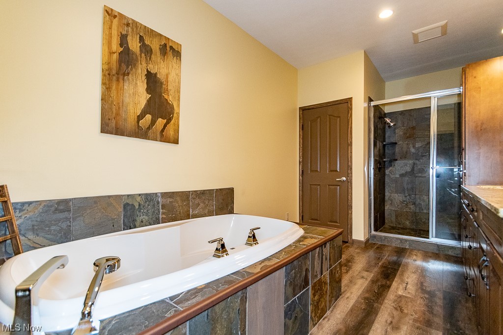 8980 Brakeman Road Chardon, OH 44024 - Photo 20 of 35