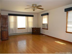 4113 Green Valley Road New Albany, IN 47150 - Photo 2 of 32 Gallery Image 2