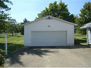 4113 Green Valley Road New Albany, IN 47150 - Photo 23 of 32 Gallery Image 23
