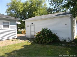 4113 Green Valley Road New Albany, IN 47150 - Photo 4 of 32 Gallery Image 4