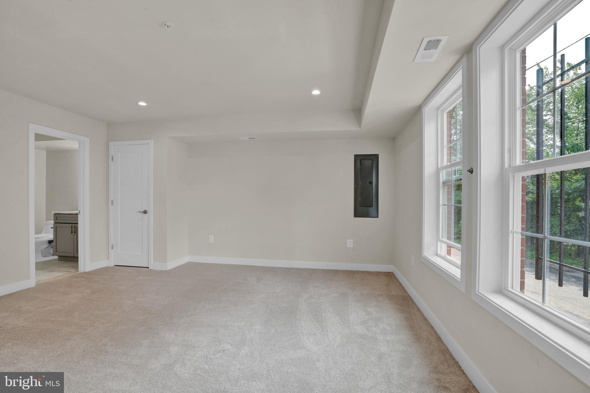 1820 24th Place Southeast Washington, DC 20020 - Photo 23 of 35