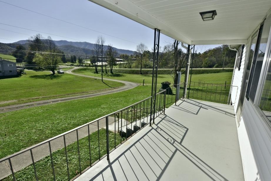 354 Webb Road Townsend, TN 37882 - Photo 34 of 36 ZH