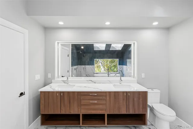 $3,999,000 | 12 Plume Grass Way, Westhampton, NY 11977