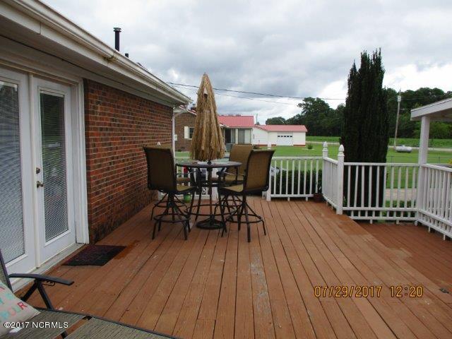 4529 Virginia Road Wilson, NC 27893 - Photo 13 of 28 Rear Deck