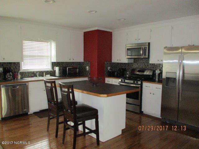 4529 Virginia Road Wilson, NC 27893 - Photo 7 of 28 KItchen
