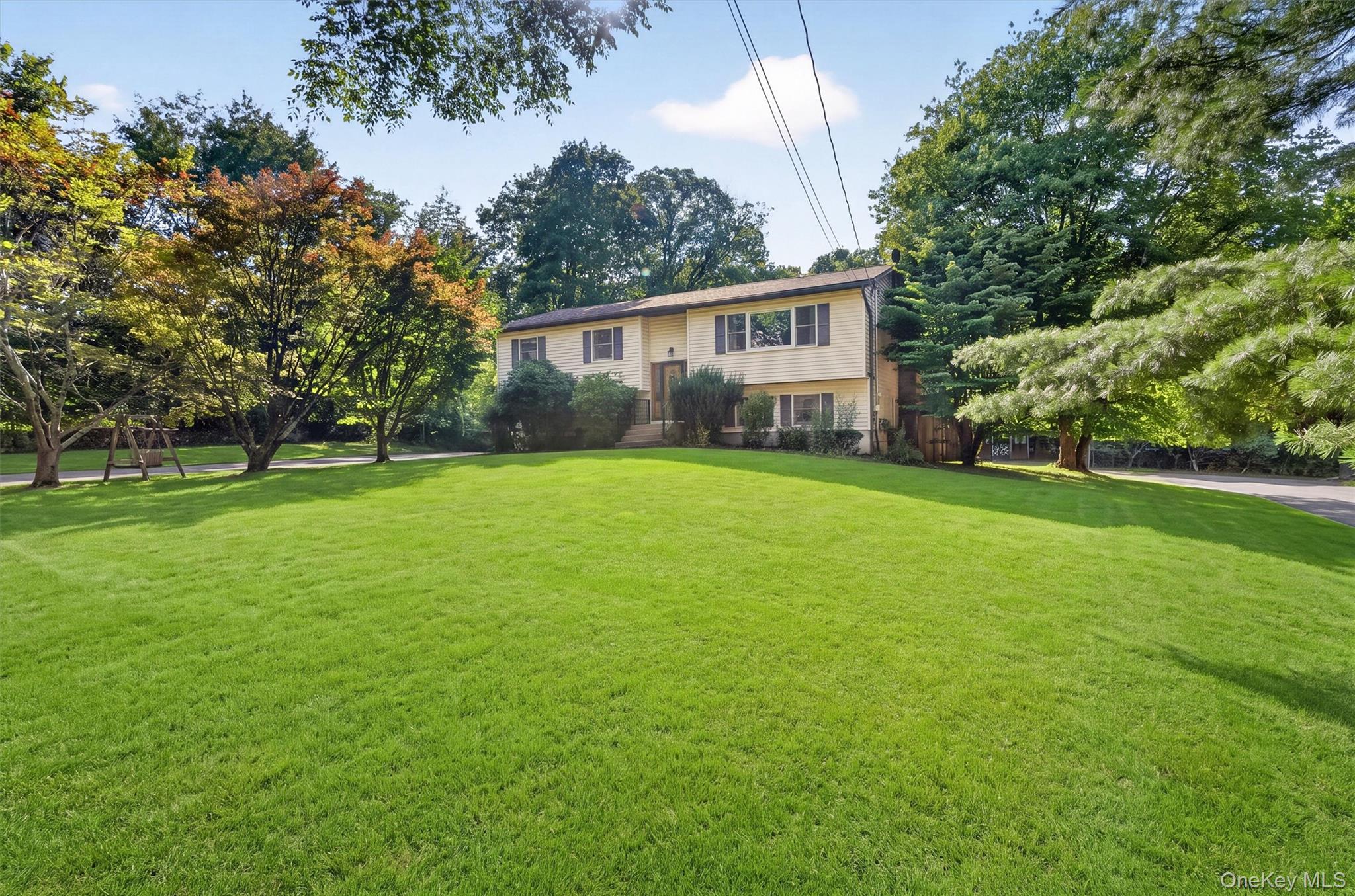 33 Seaman Road Middletown, NY 10941 - Photo 2 of 46