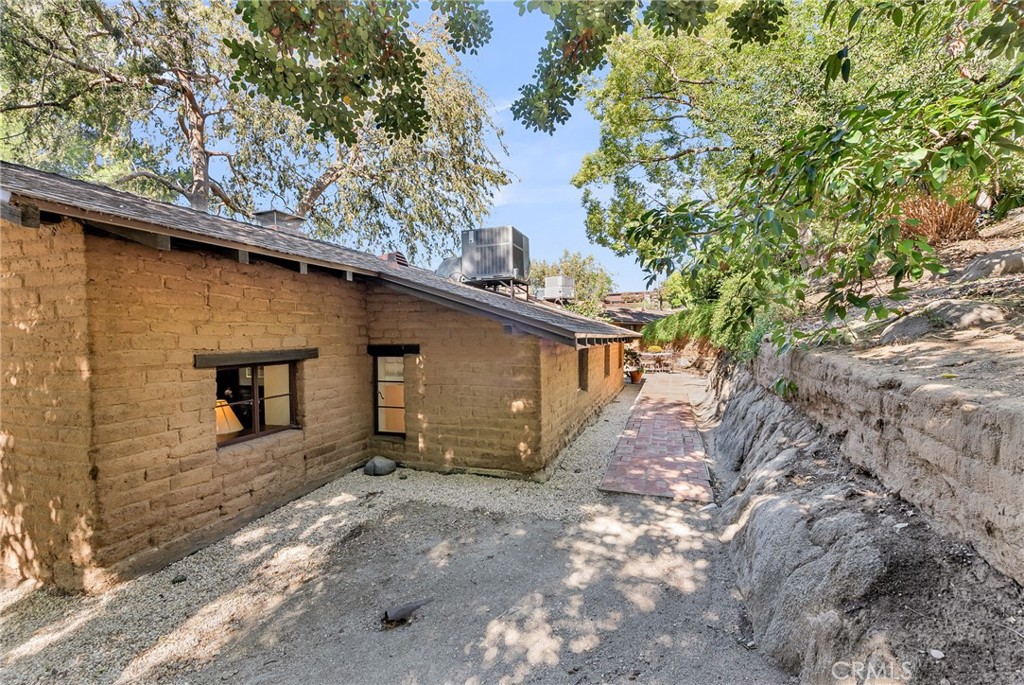 6146 Hawarden Drive Riverside, CA 92506 - Photo 47 of 75