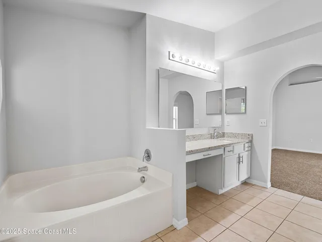 $395,000 | 1264 25th Terrace Southwest, Vero Beach, FL 32968