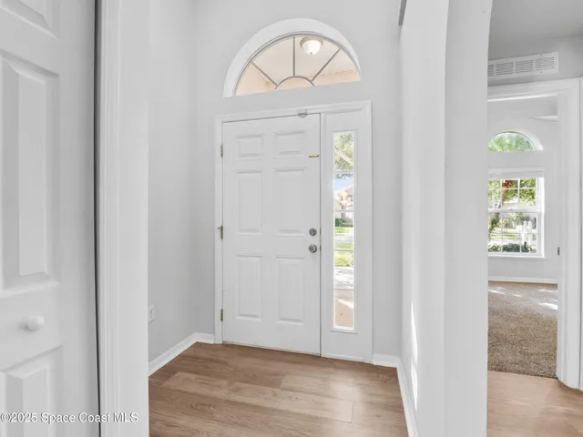 $395,000 | 1264 25th Terrace Southwest, Vero Beach, FL 32968