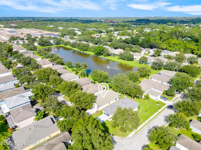 $395,000 | 1264 25th Terrace Southwest, Vero Beach, FL 32968