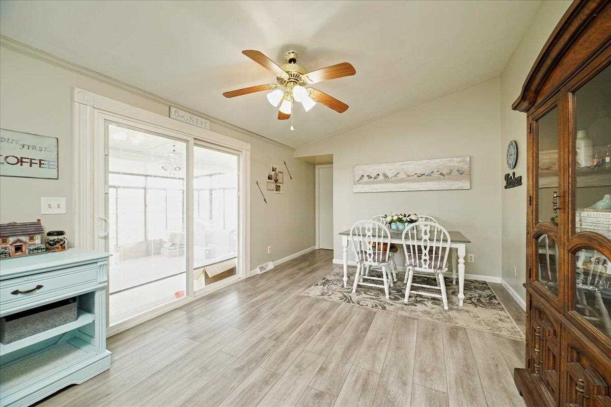 8454 Emmett Road Yale, MI 48097 - Photo 12 of 40 50062879-11.JPG