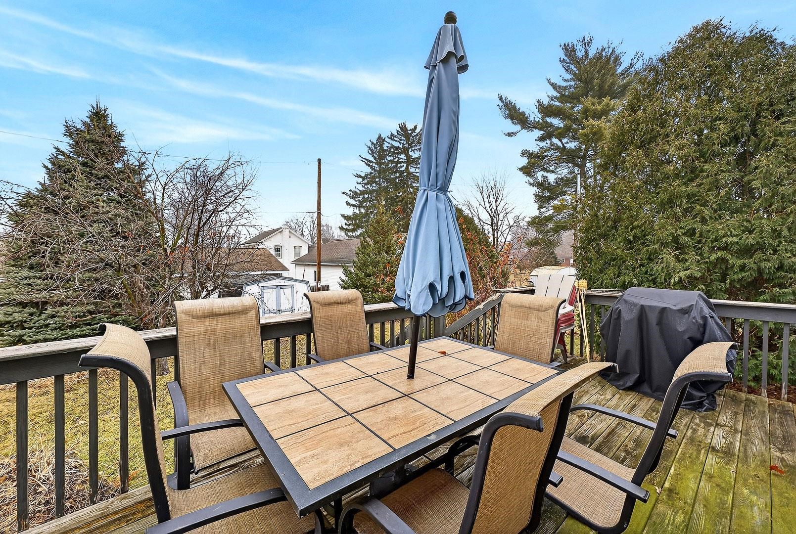 2215 15th Street Monroe, WI 53566 - Photo 42 of 50