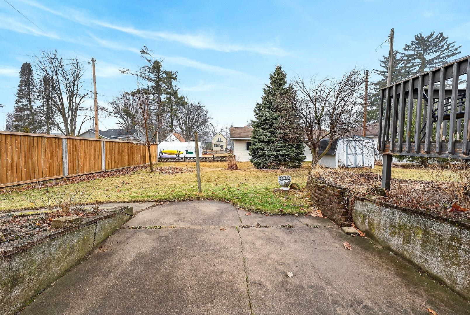 2215 15th Street Monroe, WI 53566 - Photo 47 of 50