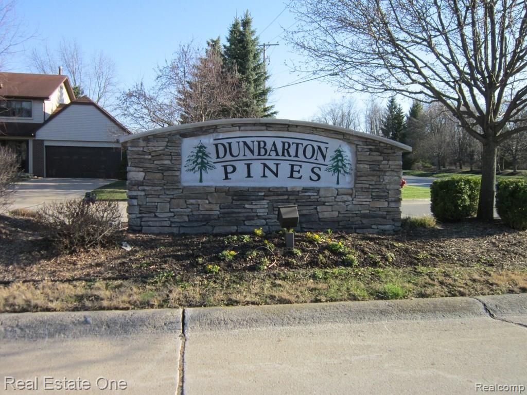 45347 Courtview Trail Novi, MI 48375 - Photo 31 of 31 sub entrance.JPG