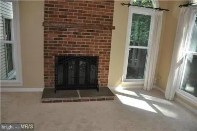 $3,950 | 8513 Chase Glen Circle, Fairfax Station, VA 22039