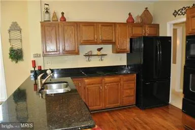 $3,950 | 8513 Chase Glen Circle, Fairfax Station, VA 22039