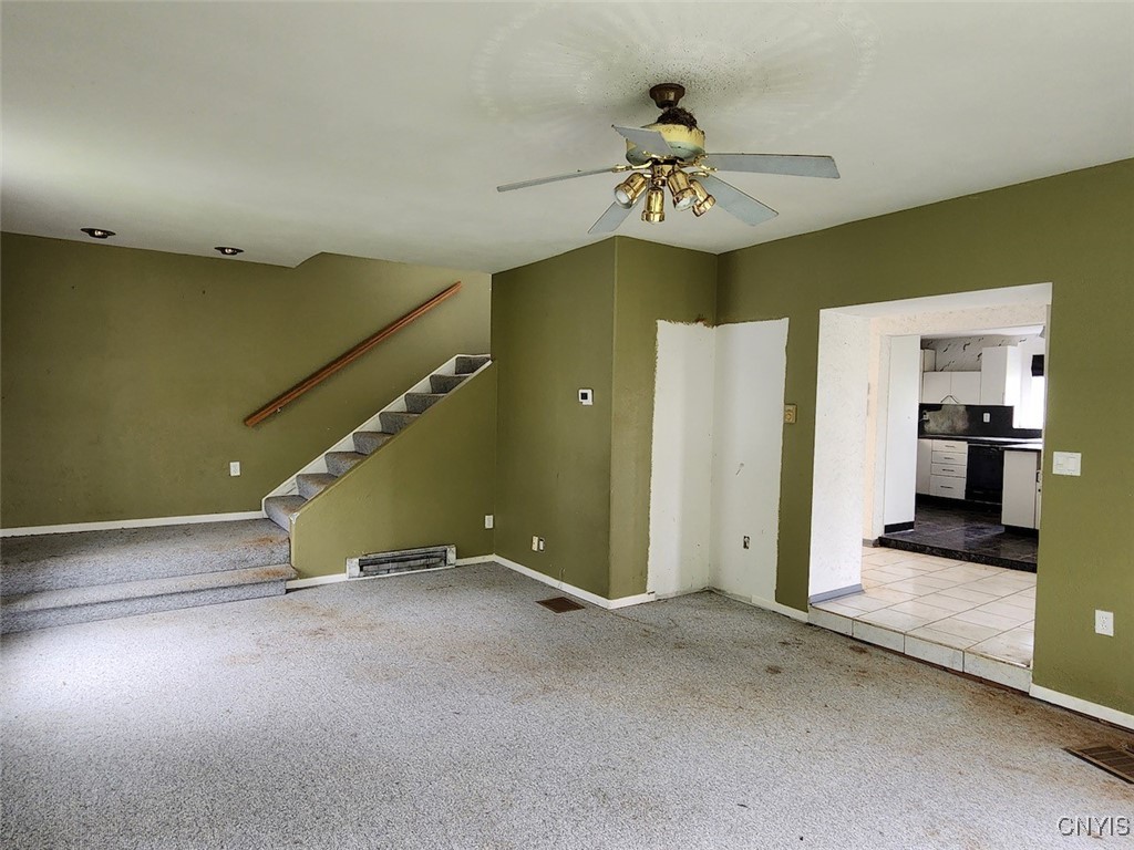 8495 Caughdenoy Road Clay, NY 13041 - Photo 16 of 23