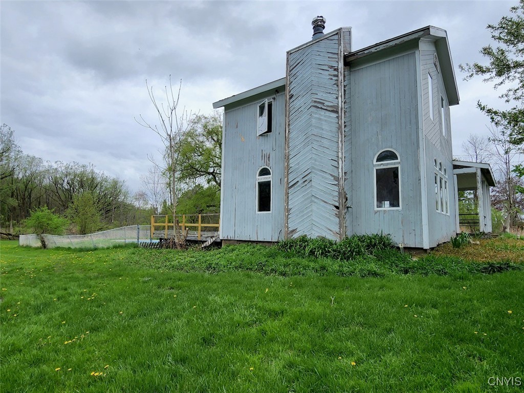 8495 Caughdenoy Road Clay, NY 13041 - Photo 4 of 23