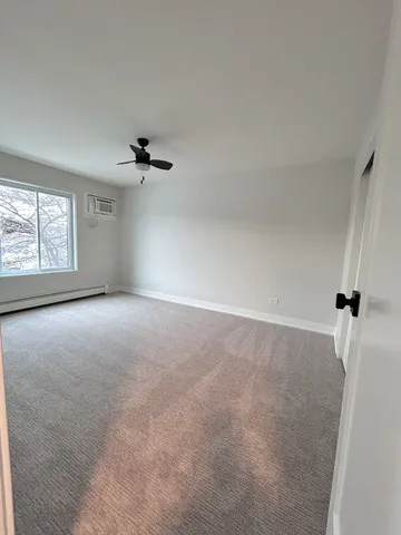 $189,000 | 239 North Gregory Street, Unit 8, Aurora, IL 60504