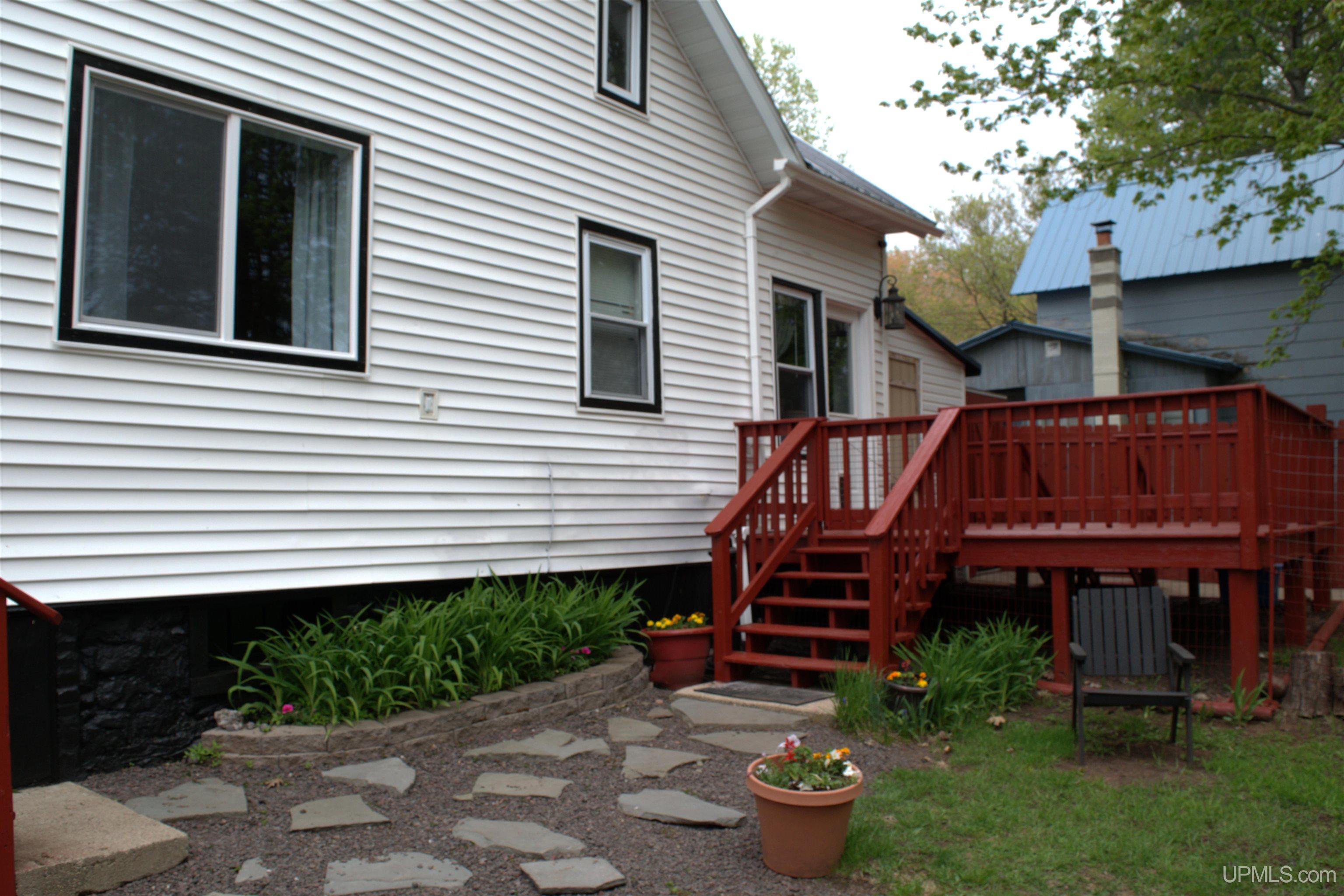 26332 3rd Street Hubbell, MI 49913 - Photo 4 of 47