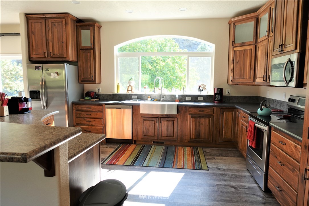 2520 Apple Acres Road Chelan, WA 98816 - Photo 15 of 25 Gallery Image 15