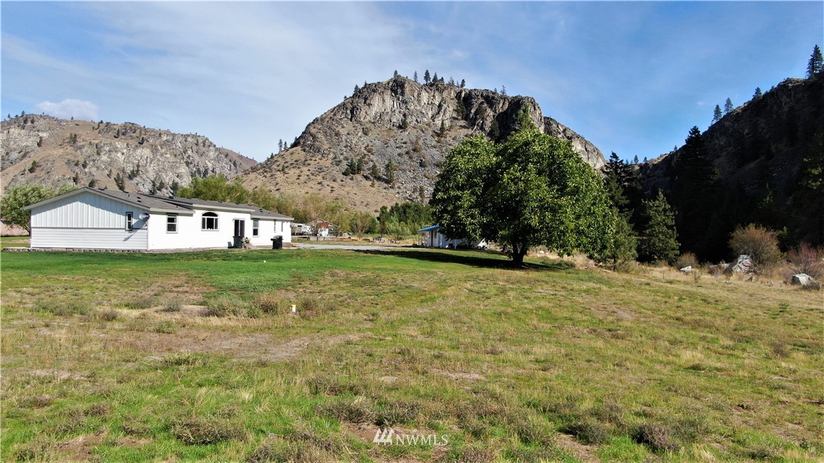 2520 Apple Acres Road Chelan, WA 98816 - Photo 8 of 25 Gallery Image 8