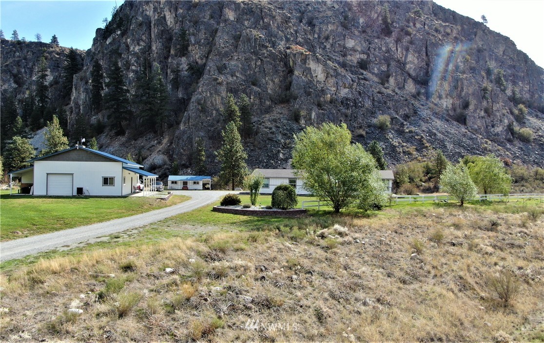 2520 Apple Acres Road Chelan, WA 98816 - Photo 9 of 25 Gallery Image 9