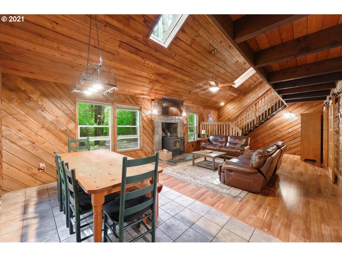 70495 East Terrace Drive Rhododendron, OR 97049 - Photo 12 of 32