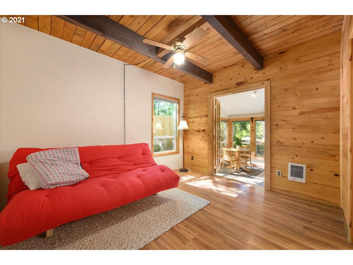 70495 East Terrace Drive Rhododendron, OR 97049 - Photo 14 of 32