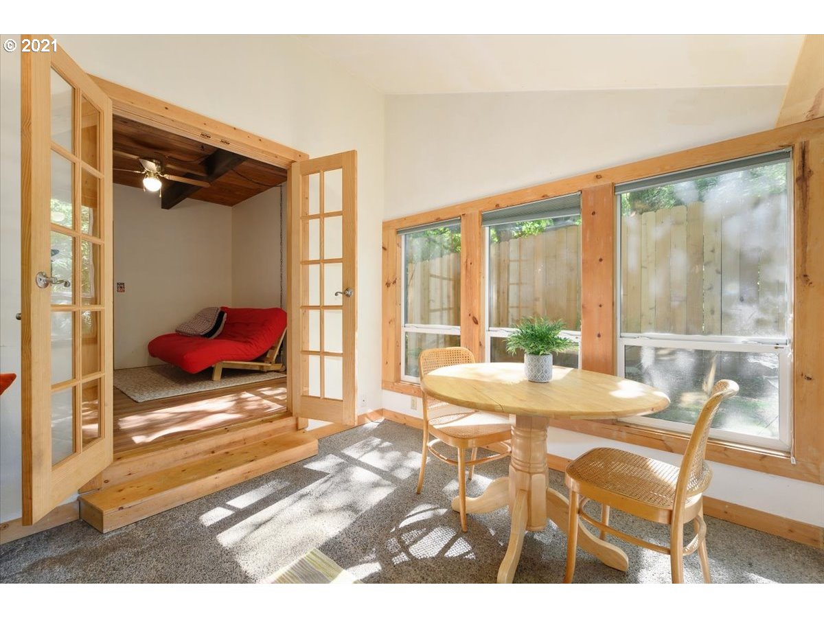 70495 East Terrace Drive Rhododendron, OR 97049 - Photo 16 of 32
